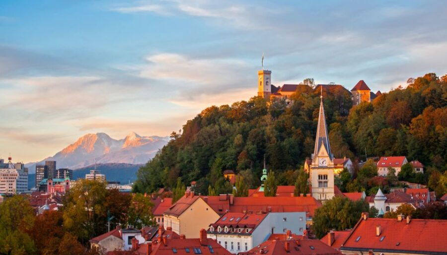 From Zagreb: Ljubljana, Postojna Cave & Predjama Castle Tour