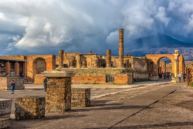 Full Day Discovery of Herculaneum & Pompeii From Rome - Meeting Logistics