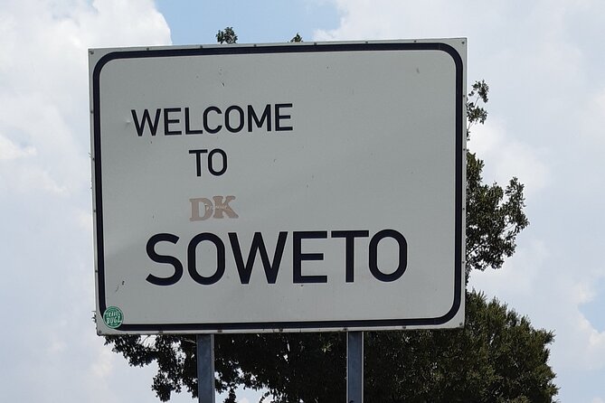 Full Day Guided Tour of Johannesburg City, Apartheid Museum and Soweto Township
