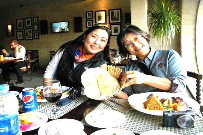 Full Day Guided Tour to Giza Pyramids Sphinx Coptic Old Cairo and Khan El-Khalili Bazaar - Good To Know