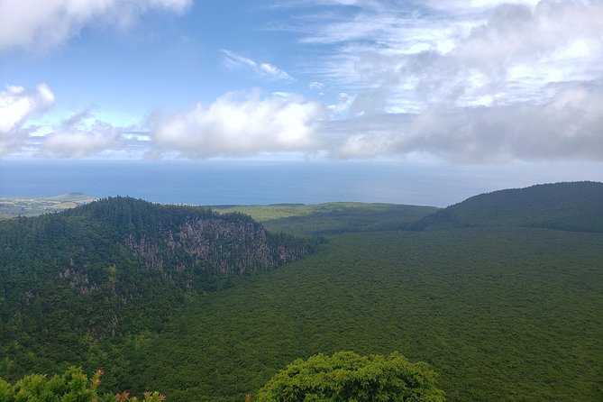 Full-Day Hiking Tour in Terceira Island – Rocha Do Chambre