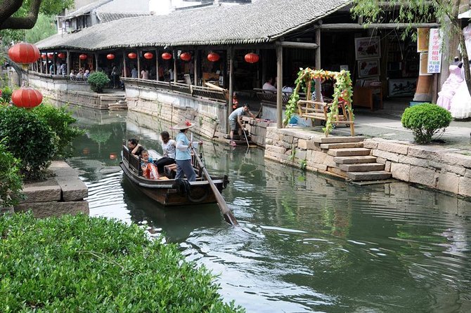 Full Day Luzhi Water Town Day Tour From Suzhou