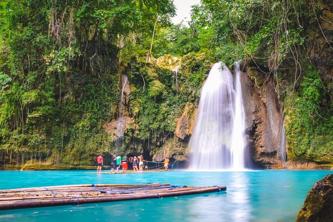 Full-Day Moalboal Islands and Kawasan Falls Small-Group Tour From Cebu