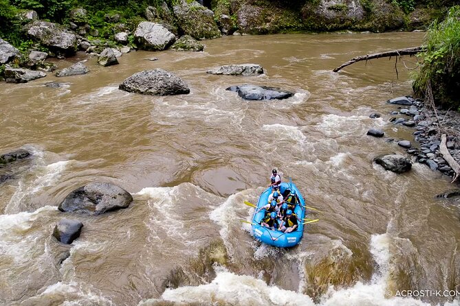 Full Day Pacuare River Rafting Experience