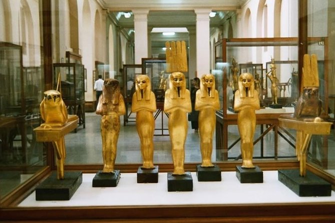Full Day Private Guided Tour to The Egyptian Museum, Old Cairo, Citadel, Bazaar