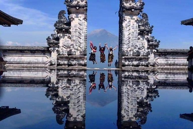 Full-Day Private Instagram Tour of The Gate of Heaven Bali