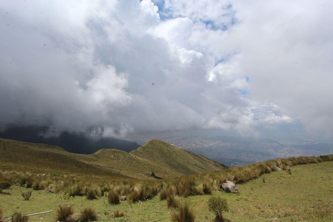 Full-Day Private Quito City Tour With Teleferico & Rucu Pichincha Volcano Hike