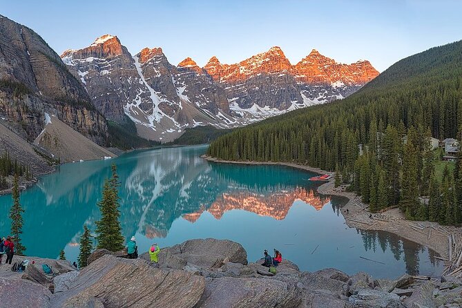 Full Day Private Tour of Moraine Lake & Banff From Calgary