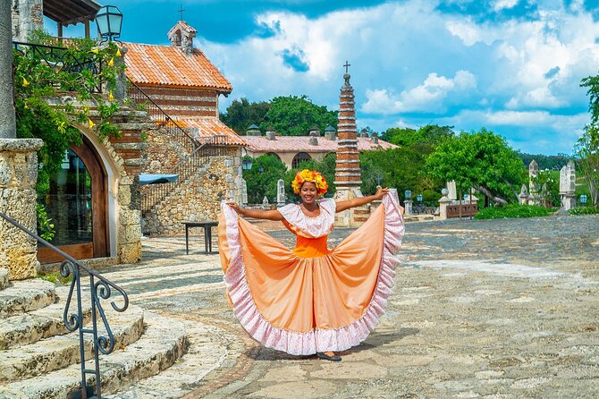 Full Day Tour to Catalina Island and Altos De Chavón