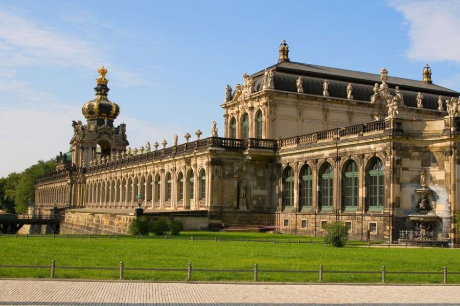 Full Day Tour to Dresden With Zwinger Visit From Prague - Good To Know