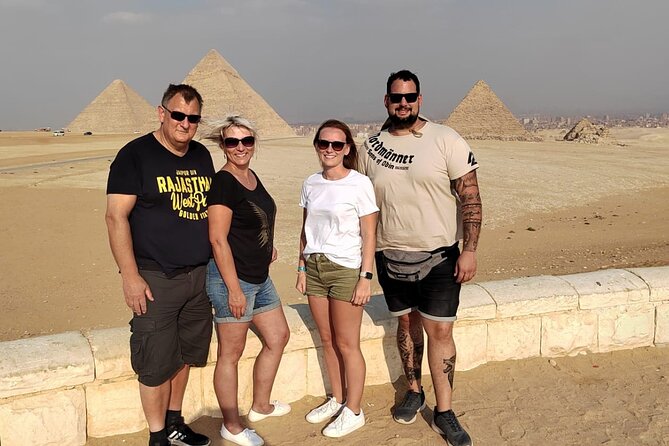 Full-Day Tour to Giza Pyramids and Egyptian Museum From Cairo - Good To Know