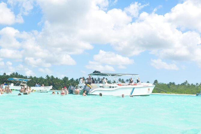 Full Day Tour to Saona Island by Catamaran From Cabeza De Toro - Tour Details