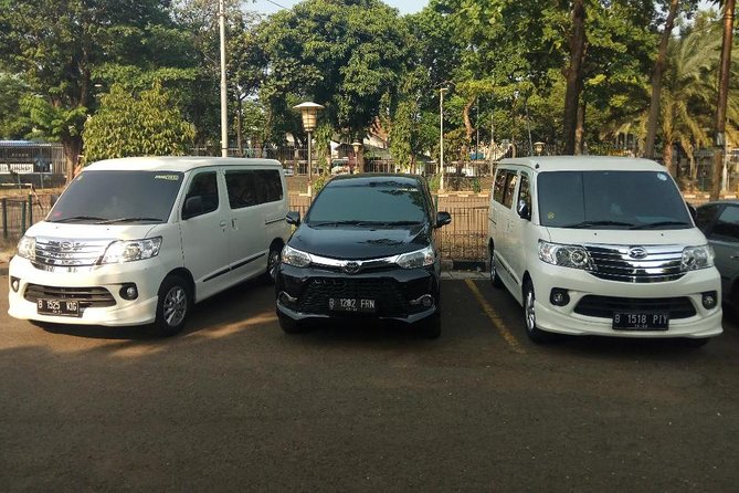 Fullday 10 Hours Rent a Car in Jakarta City With Toll & Parking