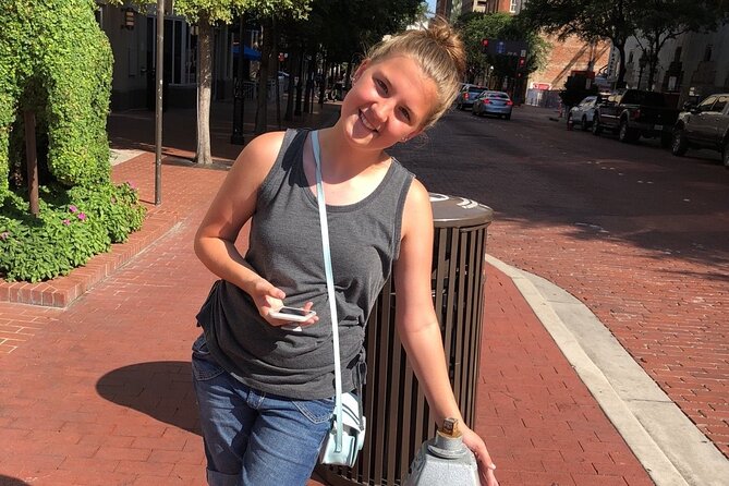 Fun City Scavenger Hunt in Nashville by Wacky Walks