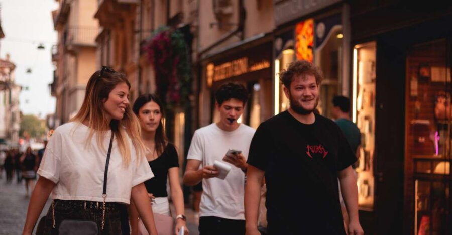 Fusion Between Treasure Hunt and Escape Room in Bologna