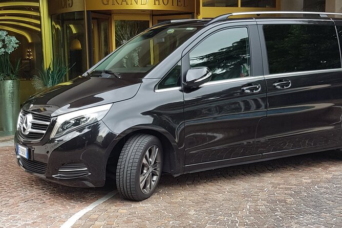 Gardaland Full Day Private Transfers From Venice Area and Viceversa Up8pax - Reviews Overview