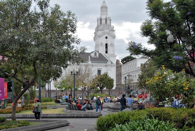 Gastronomic and Cultural Walking Tour of Quito With Tastings