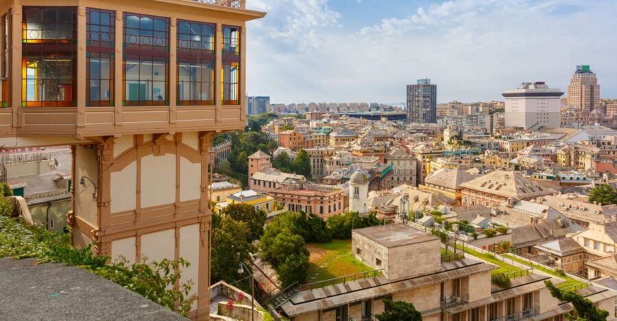Genoa: Guided Panoramic City Tour With Funicular & Snack