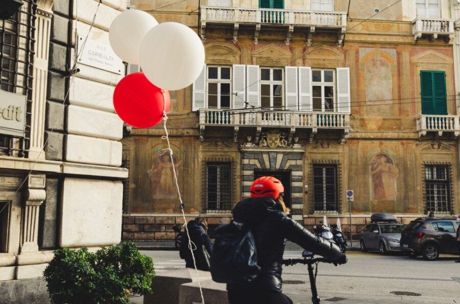 Genoa: Historical Center Photography Walking Tour With Snack - Good To Know