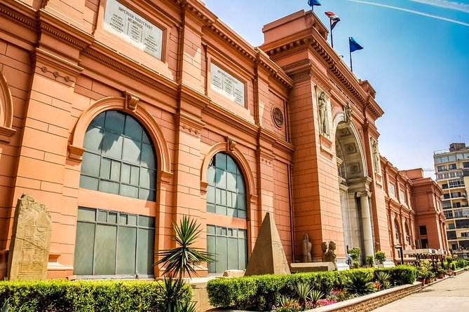 Giza Pyramids & Egyptian Museum