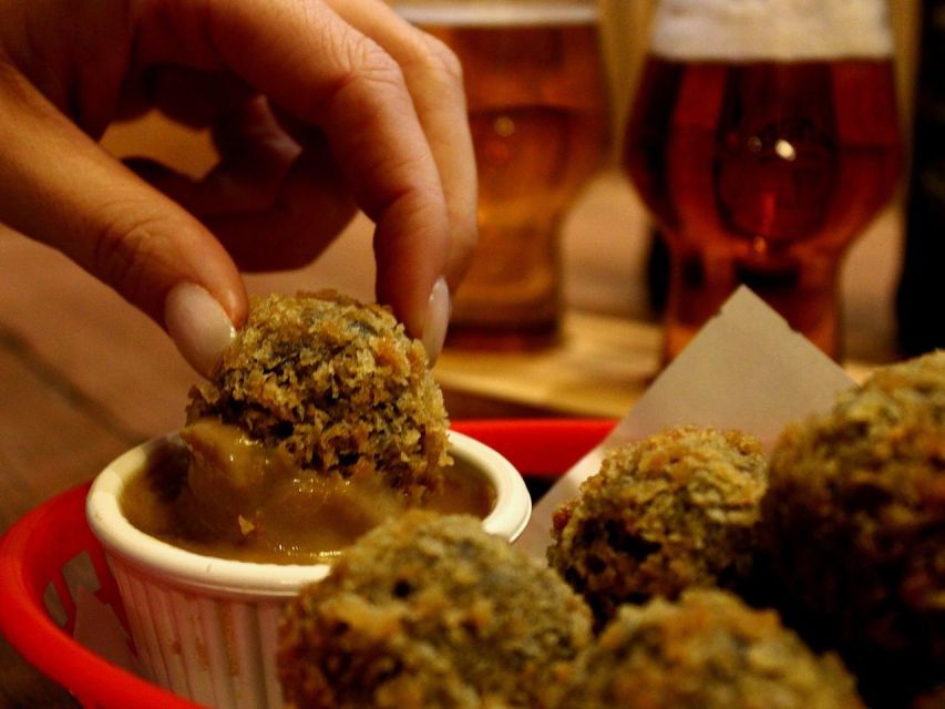 Glasgow: Beer Flight With a Haggis Taster in a Glasgow Pub - Good To Know