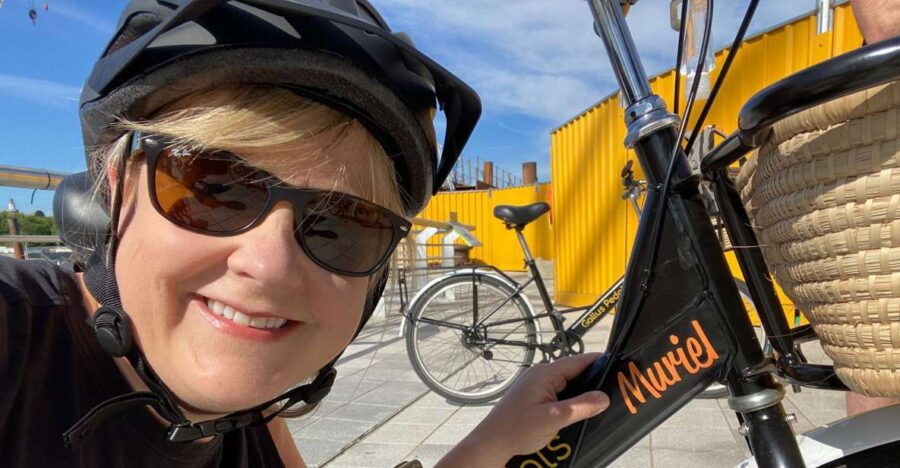 Glasgow Highlights: Guided Bike Tour With Snacks - Good To Know
