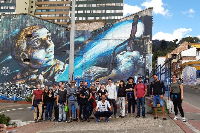 Graffiti Tour in La Candelaria Bogotá