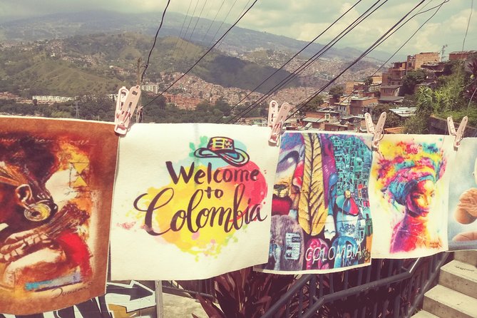 Graffiti Tour - Tour Overview in Comuna 13