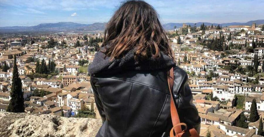Granada Albaicín: 2.5-Hour Tapas & Drinks Walking Tour