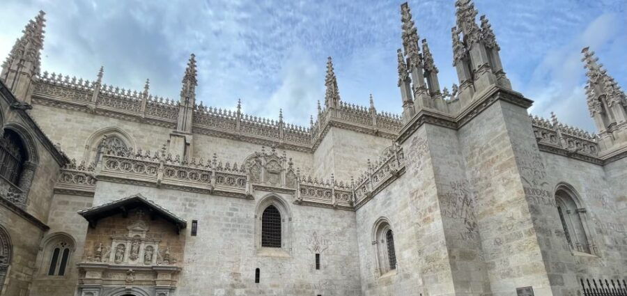 Granada: Historical City Center and Albaicín Private Tour