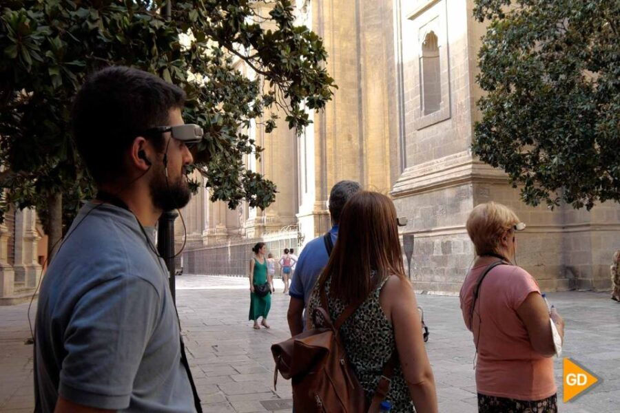 Granada: VR Tour of Cathedral & Royal Chapel With Tickets