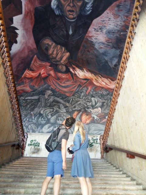 Guadalajara: Culture, Architecture, and Market Walking Tour - Good To Know