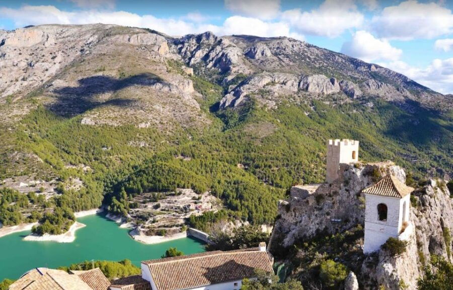 Guadalest: Alicante Reservoir and Guadalest Guided Tour - Private Group Option and Starting Location