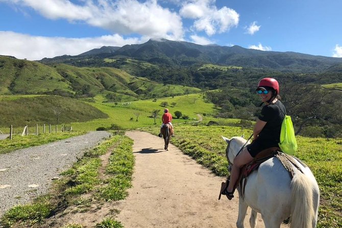 Guanacaste Volcano and Jungle Tour