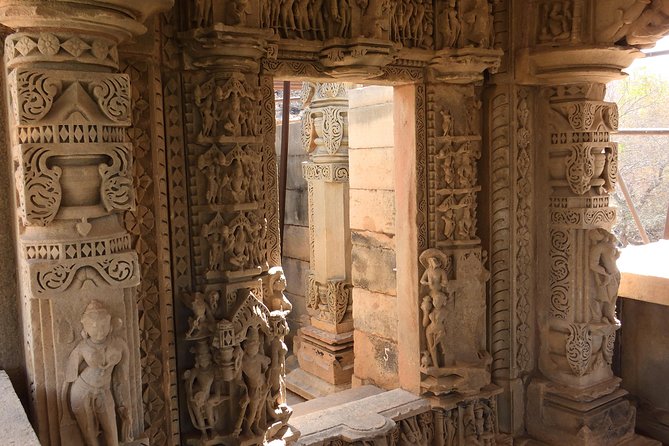 Guided Tour of Bateshwar Temples Morena