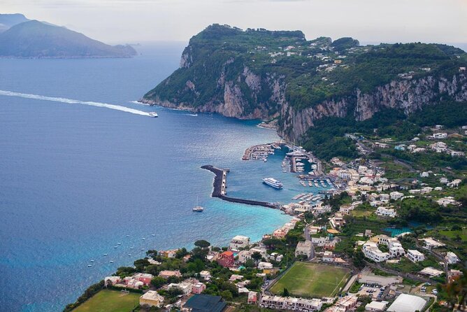 Guided Tour of Capri Aboard an Elegant Wooden Schooner