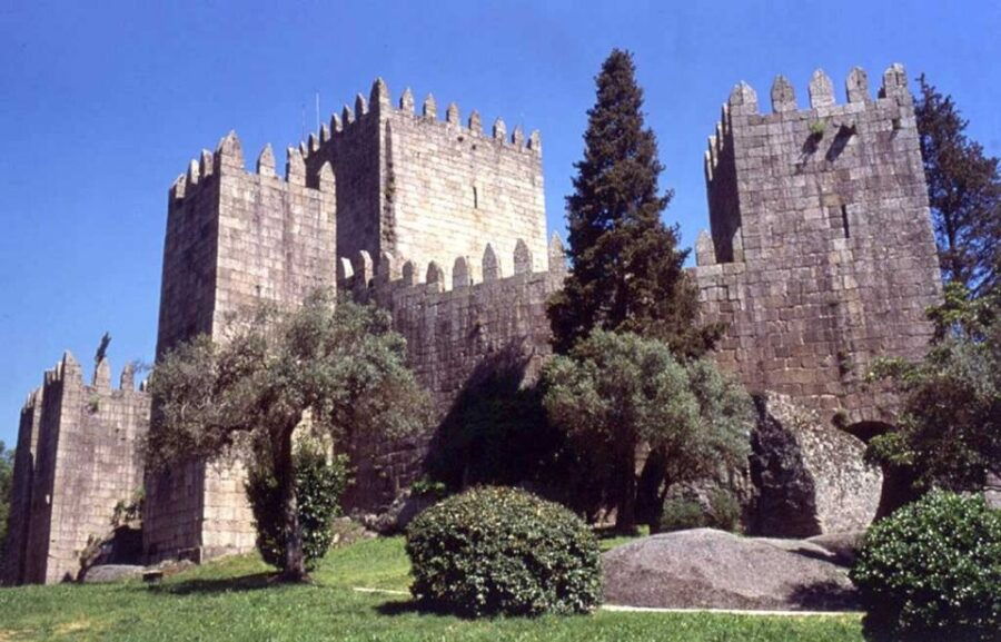 Guimarães Tour(4Hours): From Oporto;City Tour- Half Day Trip - Good To Know