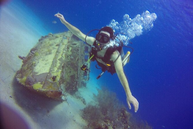 Half-Day Dive Tour in San Andres Island (CERTIFIED DIVERS ONLY)