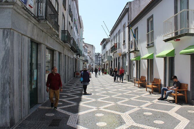 Half-Day Food Tour in Ponta Delgada With Breakfast - Good To Know