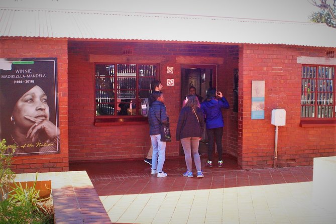 Half-Day Guided Group Tour in Soweto