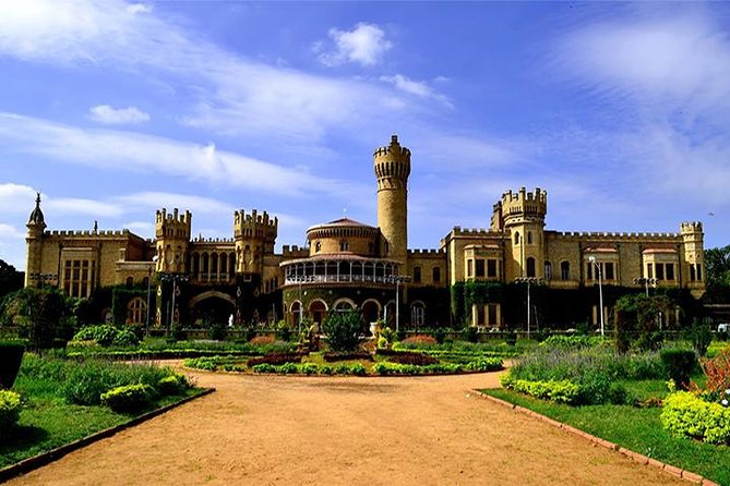 Half-Day Private British Heritage Tour With Lunch
