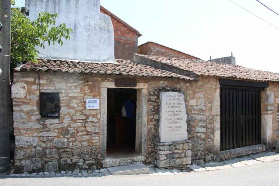 Half-Day Private Transport to Fátima - Good To Know