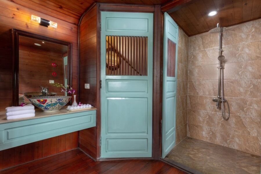 Halong Day Tour - Private Cruise (Bespoke Itinerary) - Good To Know