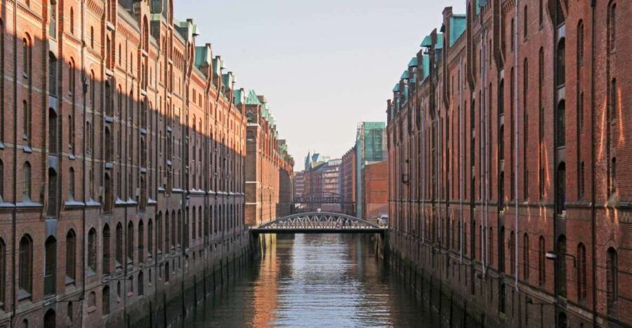 Hamburg: 2.5-Hour Discovery Tour