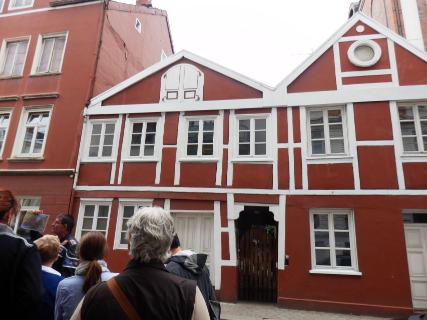 Hamburg: 2-Hour St. Georg Walking Tour - Good To Know