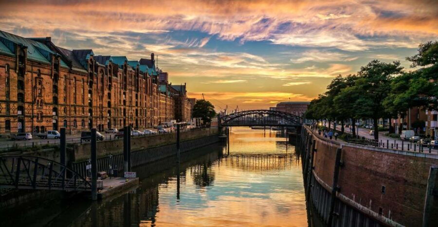 Hamburg: Escape Tour – Self-Guided Citygame