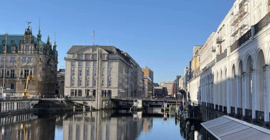 Hamburg: Historical Highlights Self-Guided Audio Tour