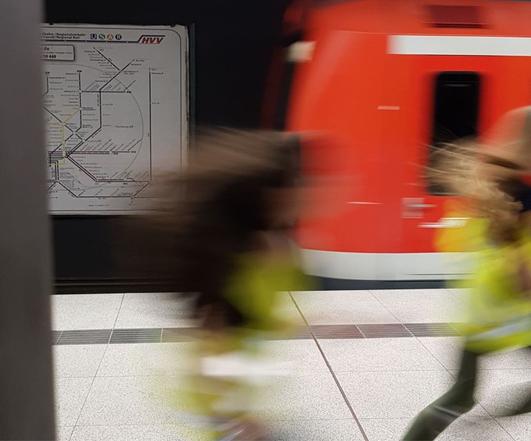 Hamburg: Interactive City Hunt for “Mr. X”