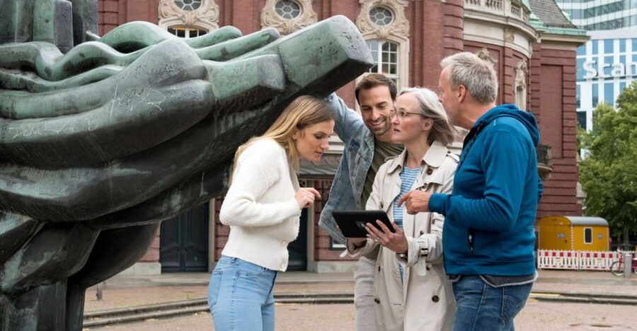Hamburg: Old Town Outdoor Escape Game
