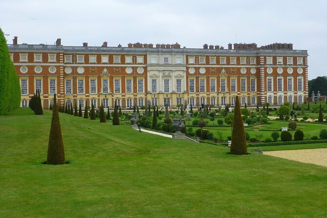Hampton Court Palace and Garden Private Tour With Fast Track Pass - Good To Know